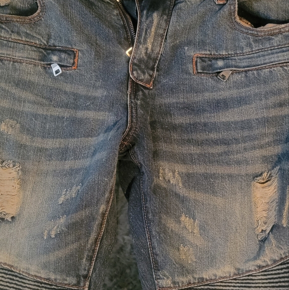 Jeans - Picture 4 of 6